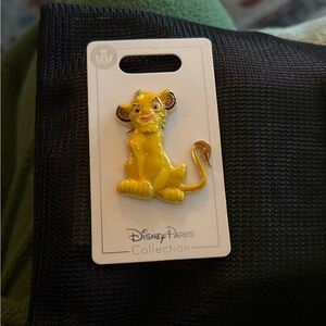 Disney Parks Collection Yellow Lion Pin